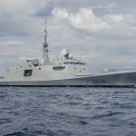 Руските военни наблюдават фрегатата "Auvergne" в Черно море