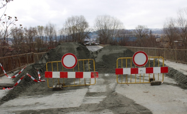 Спряха газоподаването за Благоевград заради пропадащ мост В 9 ч в