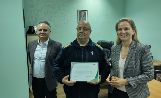 EVN Топлофикация връчи “Сертификат за чист въздух“ на РД ПБЗН Пловдив EVN Топлофикация връчи “Сертификат за чист въздух“ на РД ПБЗН Пловдив