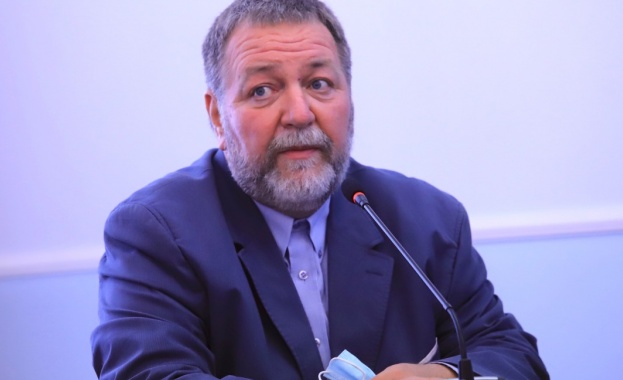 В предаването Още от деня по БНТ д р Недялко Калъчев