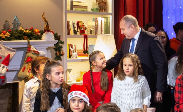 На 25 декември събота ще бъде излъчен традиционният благотворителен спектакъл