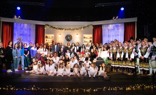 Спектакълът „Българската Коледа“ ще се проведе тази вечер в Народния театър „Иван Вазов“
