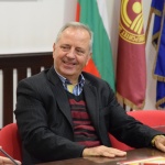 Излезе книгата „Сравнителни политически системи“