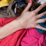 Търговия с дрехи на едро: тенденции и възможности в модния сектор 