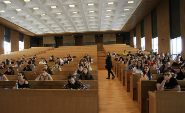 Редица български висши училища подобриха научната си дейност през 2020