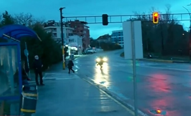 След като кола помете жена на спирка в столичния квартал