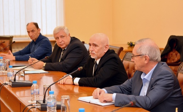 Еднакви условия и такси за железопътните превозвачи ще се постигнат