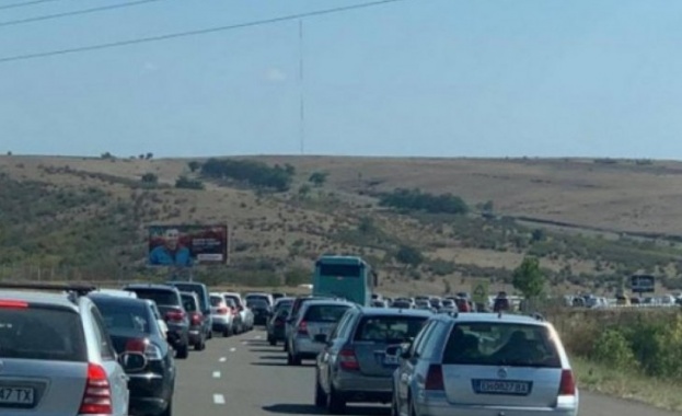 Голямото пътуване по празниците вече започна Предвид очакваното и днес