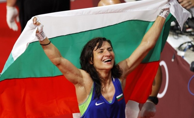 Според мен трябваше да има две първи места в анкетата