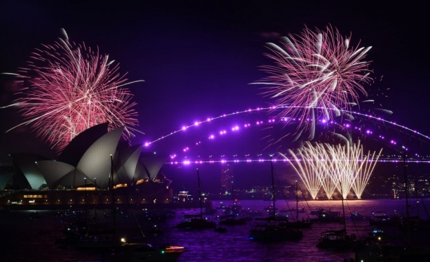 Новозеландската столица Окланд е сред първите градове които посрещнаха новата