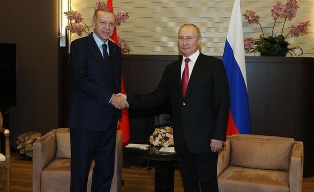 Путин и Ердоган обсъдиха руските предложения за гаранции за безопасност