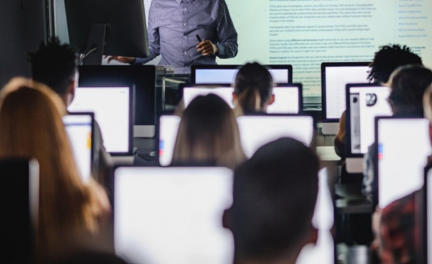 Десетокласници от 229 паралелки ще участват в Национално изследване за