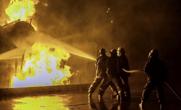 Пожар е избухнал в хотелски комплекс в Банско
