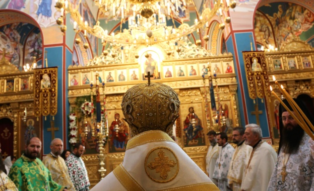 На 5 януари отбелязваме Попова Коледа или Зимен Кръстовден наричан