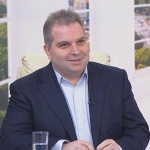 Министър Караджов: Едва ли фирмите ще продължат ремонтите без пари