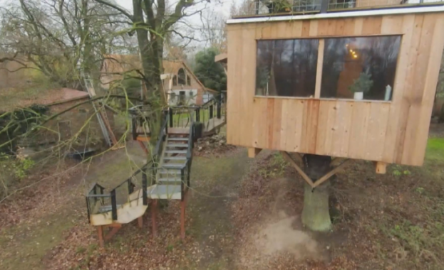 3 стаи 40 квадратни метра и невероятна гледка всичко