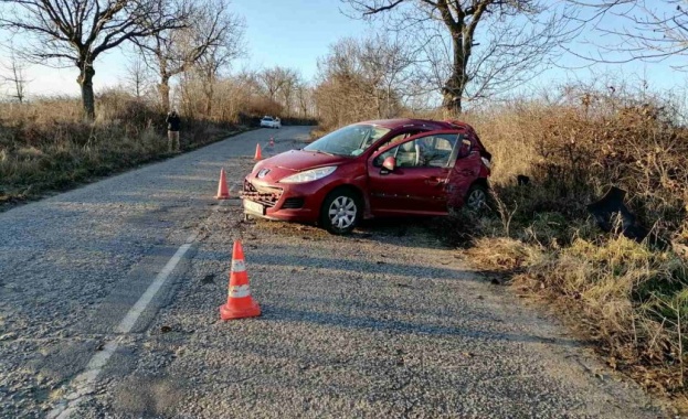 Мъж е настанен в русенската болница след катастрофа на пътя