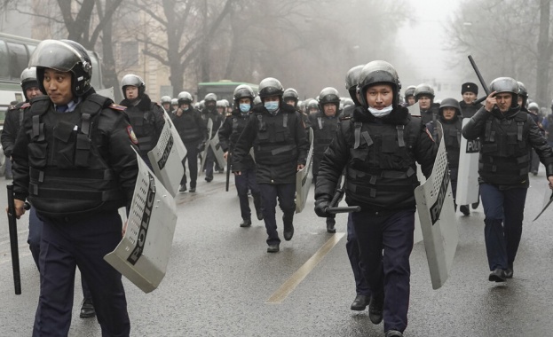 Обстановката в Казахстан се успокоява В Казахстан 164 души са