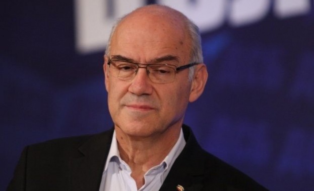 Мораториумът върху цените на тока парното и водата е незаконен