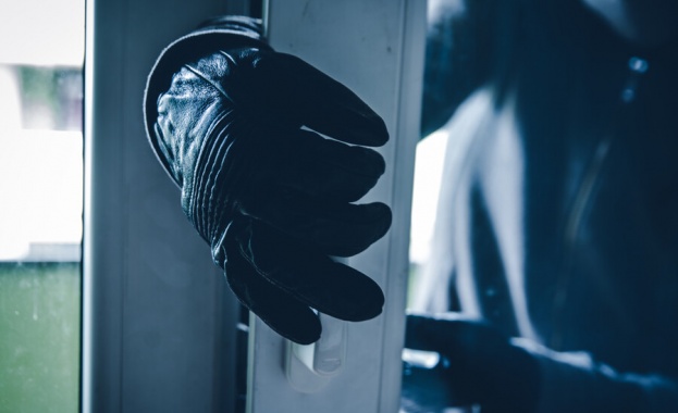 Крадец на голяма сума пари от къща в Кюстендил установиха