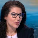 Калина Константинова: Не виждам никаква причина да подавам оставка