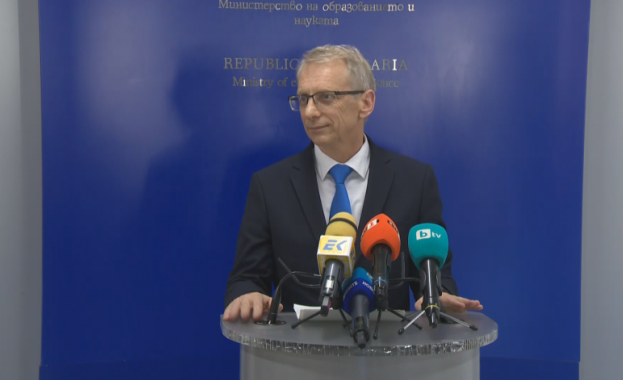 Училищата ще се затварят само в краен случай