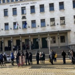 Стотици чакат на опашка за монетата на Гоце Делчев