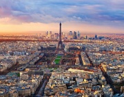 Осуетен е атентат пред американска банка в Париж