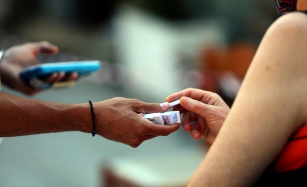 Неваксинирани граждани на Гърция на възраст над 60 години които