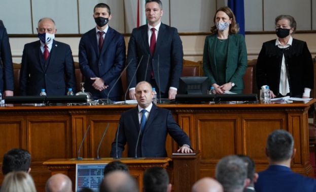 Демокрацията и правовата държава са фундаментът който трябва да възстановим