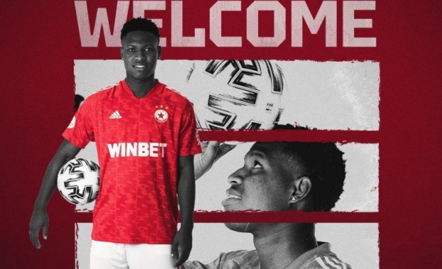 ЦСКА подсили редиците си с още един латиноамерикански футболист съобщи