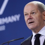 Шолц: Русия и Китай са заплаха за Гренландия