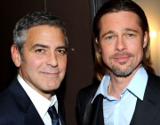 Холивудските асове Клуни и Пит са отказали част от хонорарите си, за да излезе новият им филм на голям екран