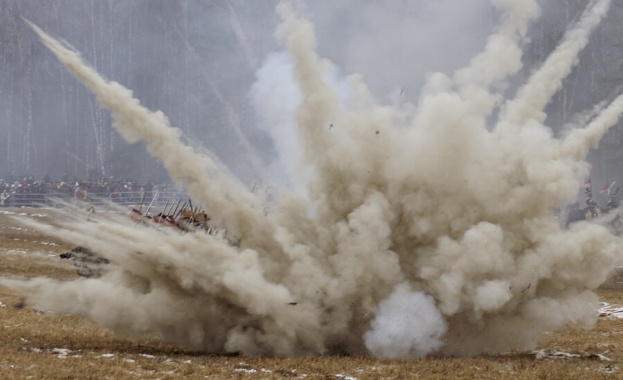 Фрагментите им са предизвикали пожар във военен обект в региона