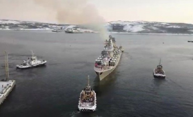 Два кораба на китайската патрулна служба са навлезли в териториалните