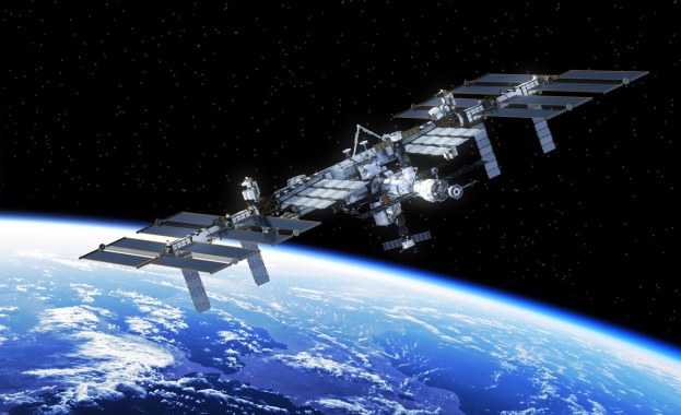 "Роскосмос" показа за пръв път макет на руската орбитална станция 
