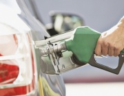 Христофор Караджов: Цените на горивата в САЩ скочиха с до 50%, рейтингът на Тръмп пада