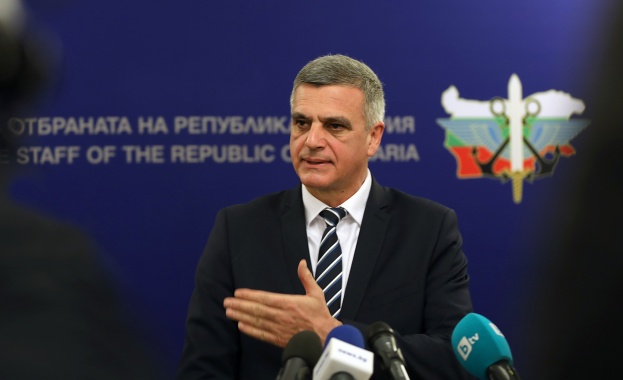 Стефан Янев: Решенията, които ще се вземат, ощетяват България