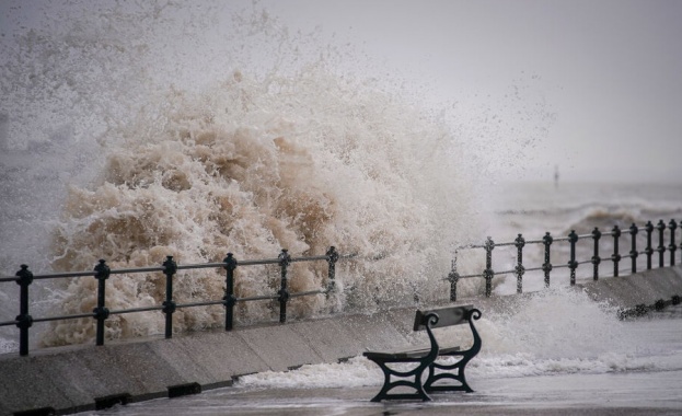 Петметрови вълни се образуваха в сряда в района на черноморския