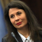 Белобрадова: Не подкрепяме безкрайните разходи, но този бюджет е изпълним