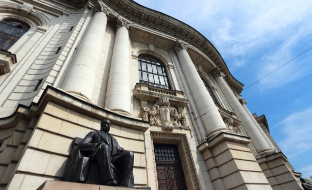 С колко ще поскъпнат таксите в университетите