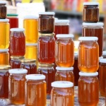 Какви са причините за поскъпването на меда