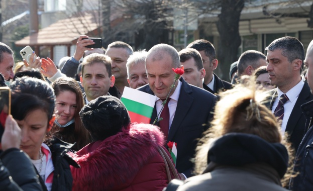 Президентът заряза лозовите масиви край Сунгурларе Винарите и лозарите добре