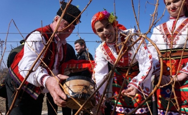 Българската православната църква почита днес паметта на Свети мъченик Трифон