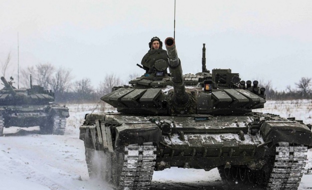 Русия е започнала изтегля част от военните си части от