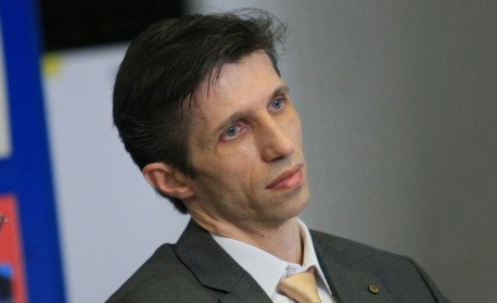 Доц.Григор Сарийски: Мерките на служебния кабинет са по-добре таргетирани от предишни, но субсидиите остават проблематични