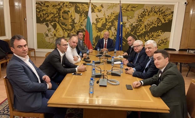 Парламентарната група на БСП за България проведе работна среща с