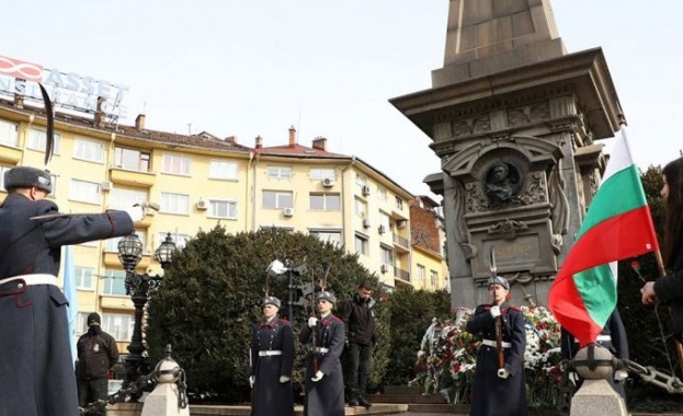 149 години от гибелта на Васил Левски. България се покланя