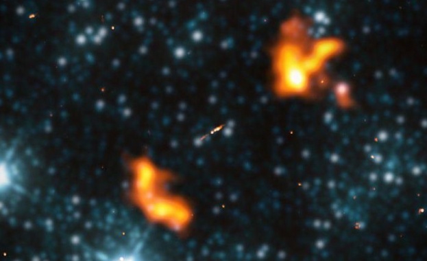 Изчислената обща маса е около 240 милиарда пъти масата на