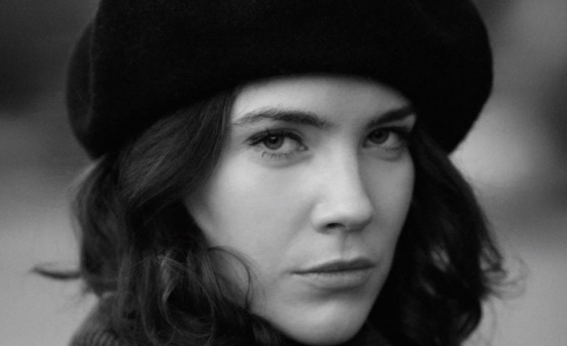 Топмоделът и звезда от сериала Татковци организира за пръв път